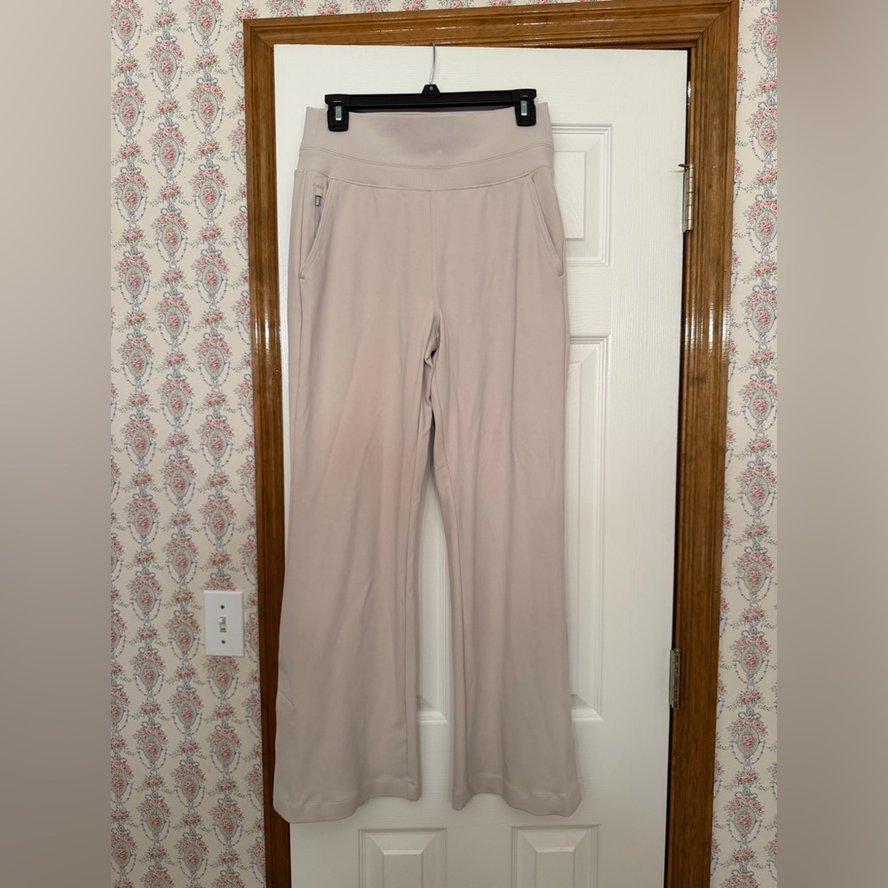 Athletes Venice Flare Pants in Abalone Grey